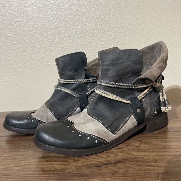 Sold - Picture 1 of 7